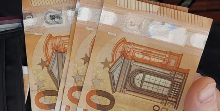 ΟΠΕΚΑ: Σήμερα η πληρωμή για επίδομα παιδιού, επίδομα ενοικίου και Ελάχιστο Εγγυημένο Εισόδημα - Τι ώρα στα ATM